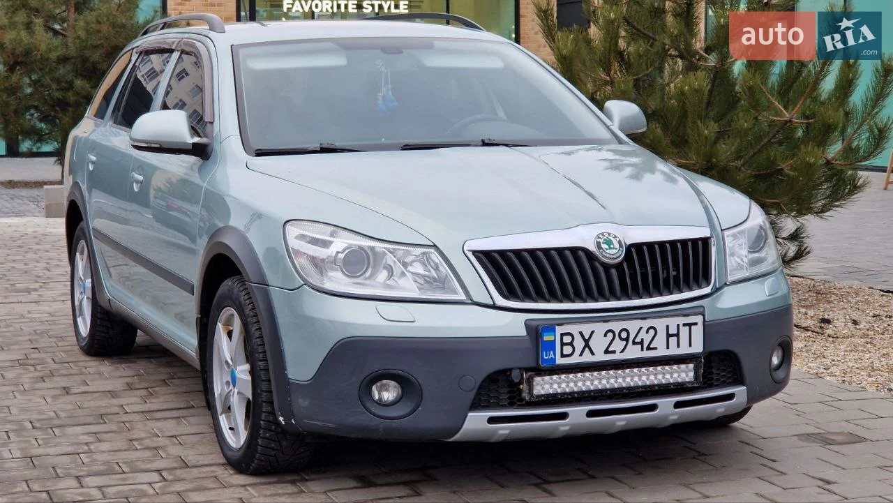 2010 Skoda Octavia - мініатюра 40