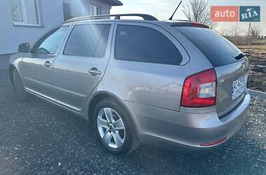 Универсал Skoda Octavia 2011 в 