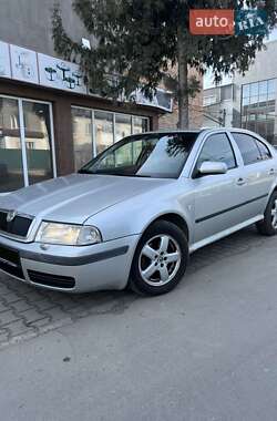 Ліфтбек Skoda Octavia 2002 в Рокитному