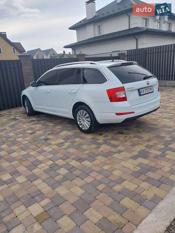 Универсал Skoda Octavia 2015 в Киеве