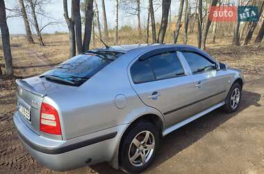 Лифтбек Skoda Octavia 2005 в Конотопе