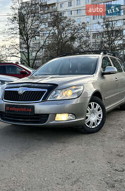 Універсал Skoda Octavia 2009 в Сумах