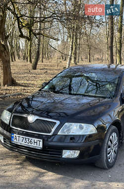 Лифтбек Skoda Octavia 2006 в Рогатине