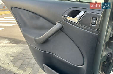 Ліфтбек Skoda Octavia 2003 в 