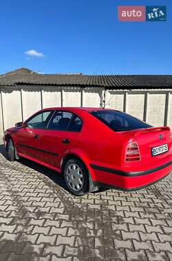 Лифтбек Skoda Octavia 1996 в 
