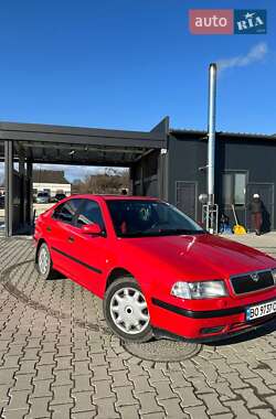 Лифтбек Skoda Octavia 1996 в 