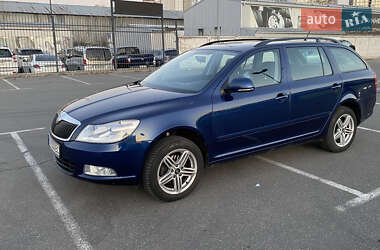 Универсал Skoda Octavia 2009 в 