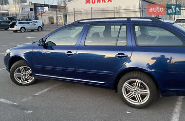 Универсал Skoda Octavia 2009 в 