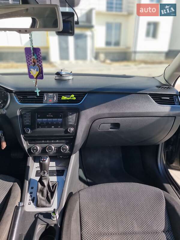 Універсал Skoda Octavia 2015 в Самборі