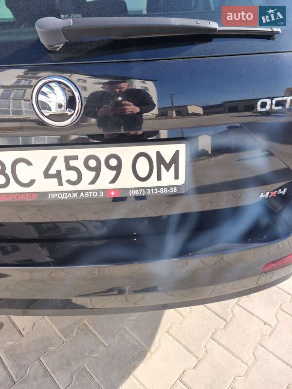 Універсал Skoda Octavia 2015 в Самборі