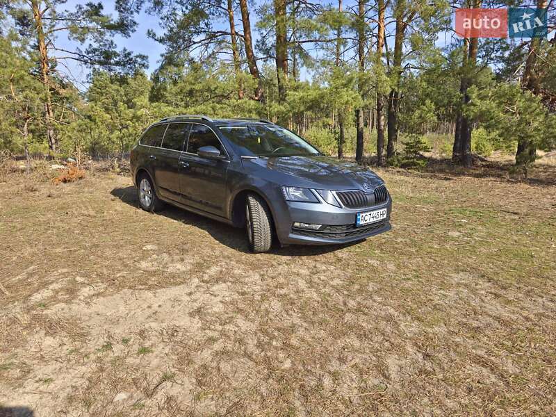 Универсал Skoda Octavia 2017 в Черкассах