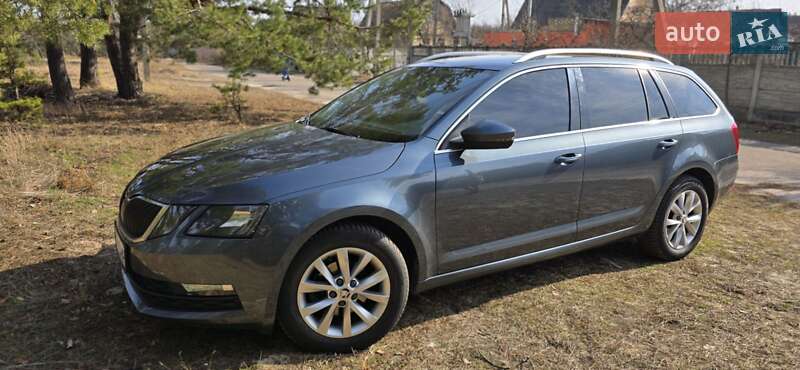 Универсал Skoda Octavia 2017 в Черкассах