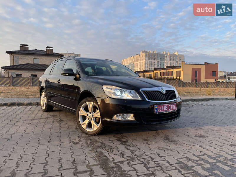 Универсал Skoda Octavia 2012 в Ровно