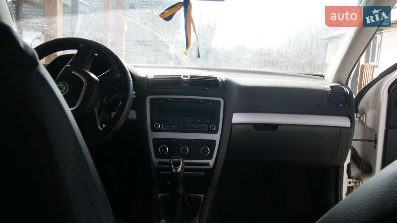 Універсал Skoda Octavia 2011 в Бережанах