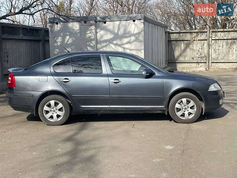 Ліфтбек Skoda Octavia 2008 в Києві
