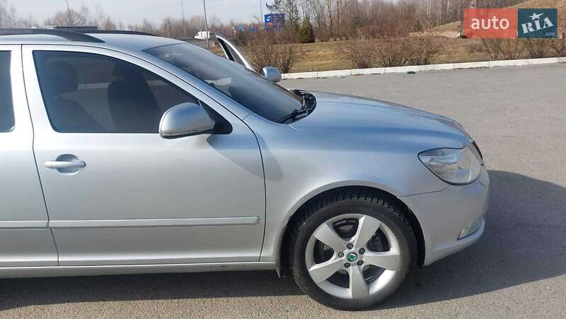 Универсал Skoda Octavia 2011 в Звягеле