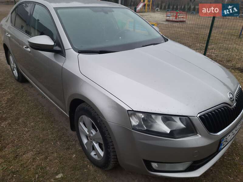 Лифтбек Skoda Octavia 2014 в Львове