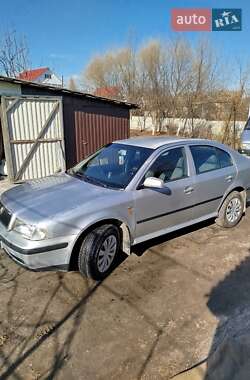 Лифтбек Skoda Octavia 2001 в 