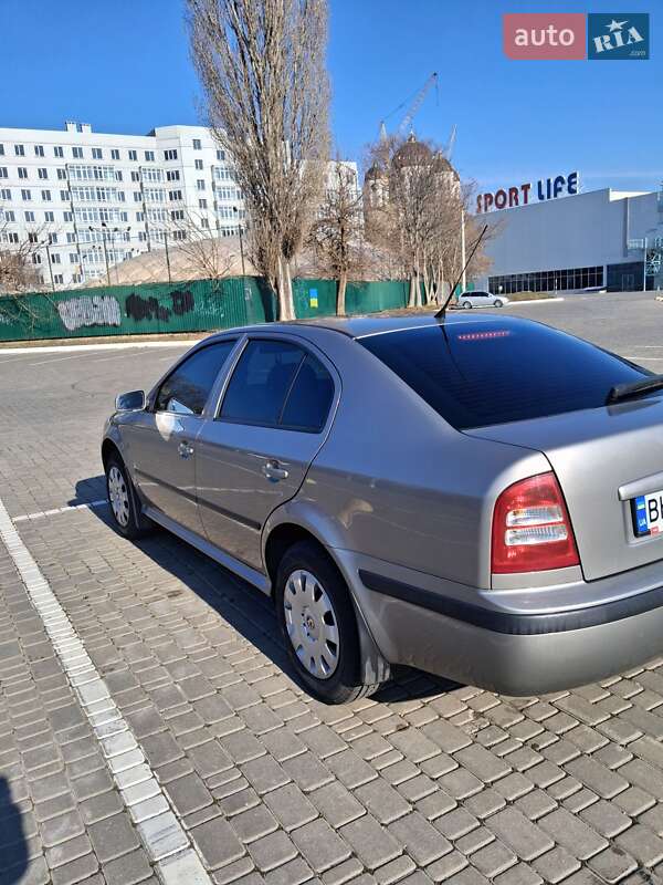 Лифтбек Skoda Octavia 2008 в Одессе