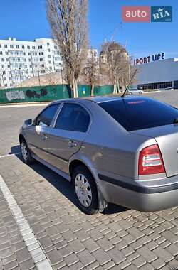 Ліфтбек Skoda Octavia 2008 в 