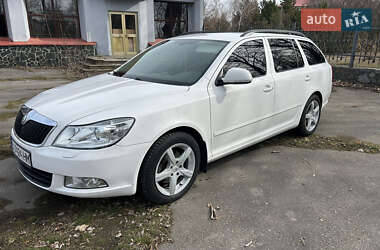 Универсал Skoda Octavia 2012 в Миргороде