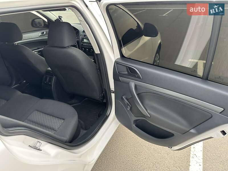 Универсал Skoda Octavia 2012 в Луцке