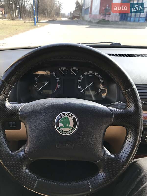 Универсал Skoda Octavia 2001 в Житомире