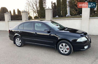 Лифтбек Skoda Octavia 2006 в Виноградове