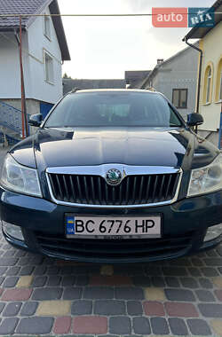 Универсал Skoda Octavia 2012 в Жовкве