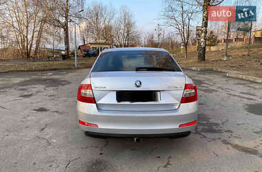Лифтбек Skoda Octavia 2013 в 
