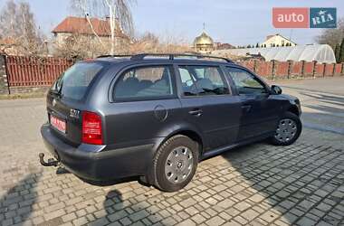 Універсал Skoda Octavia 2009 в Луцьку