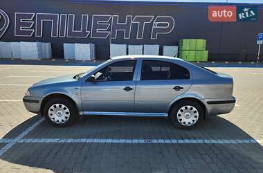 Лифтбек Skoda Octavia 2002 в Ивано-Франковске