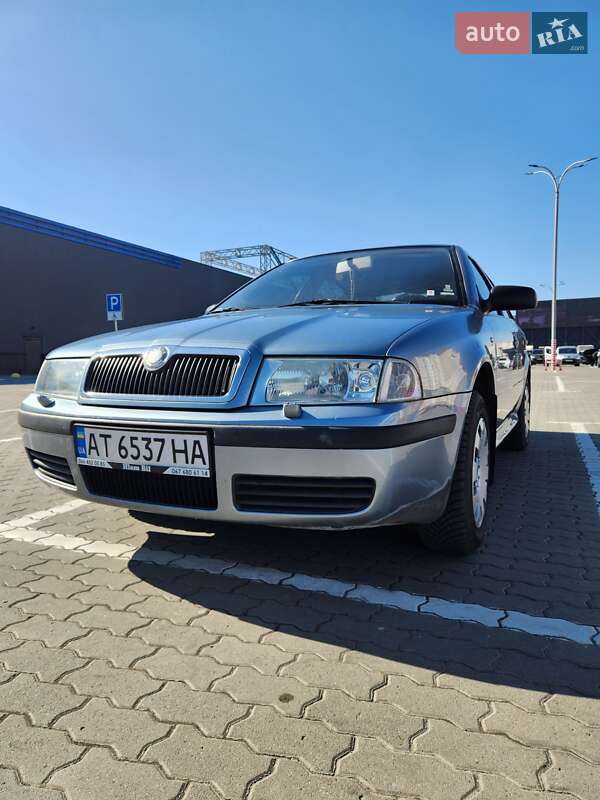 Лифтбек Skoda Octavia 2002 в Ивано-Франковске