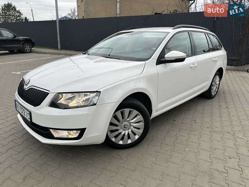 Універсал Skoda Octavia 2017 в Ужгороді