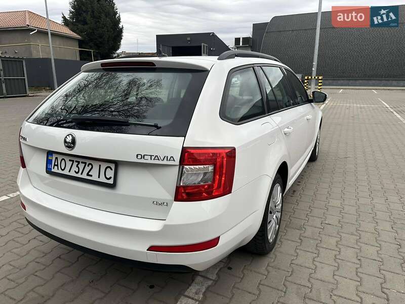 Універсал Skoda Octavia 2017 в Ужгороді
