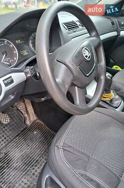 Универсал Skoda Octavia 2011 в 