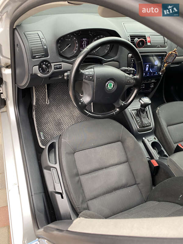 Универсал Skoda Octavia 2006 в Ужгороде