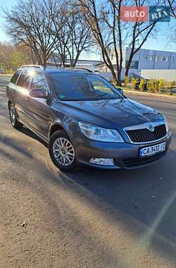 Универсал Skoda Octavia 2011 в Черкассах