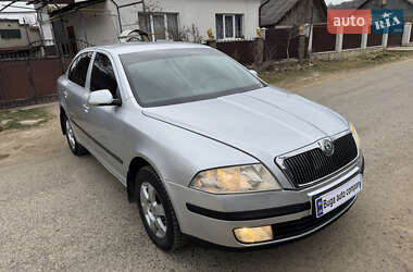 Лифтбек Skoda Octavia 2007 в Тячеве