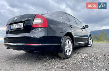 Лифтбек Skoda Octavia 2009 в 