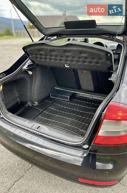 Лифтбек Skoda Octavia 2009 в 