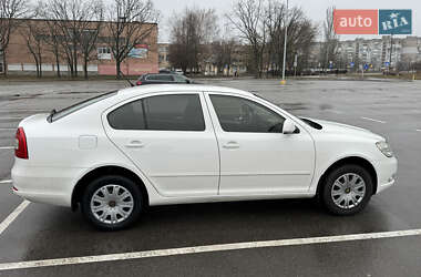 Лифтбек Skoda Octavia 2011 в 