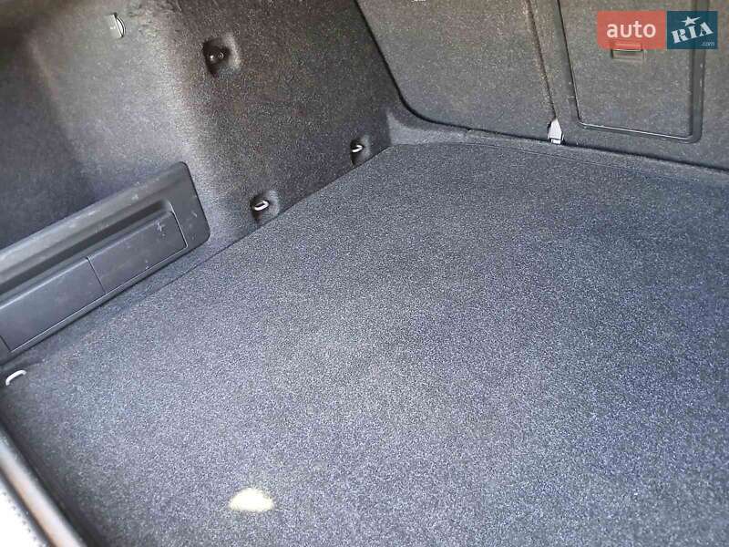 Универсал Skoda Octavia 2016 в Сарнах