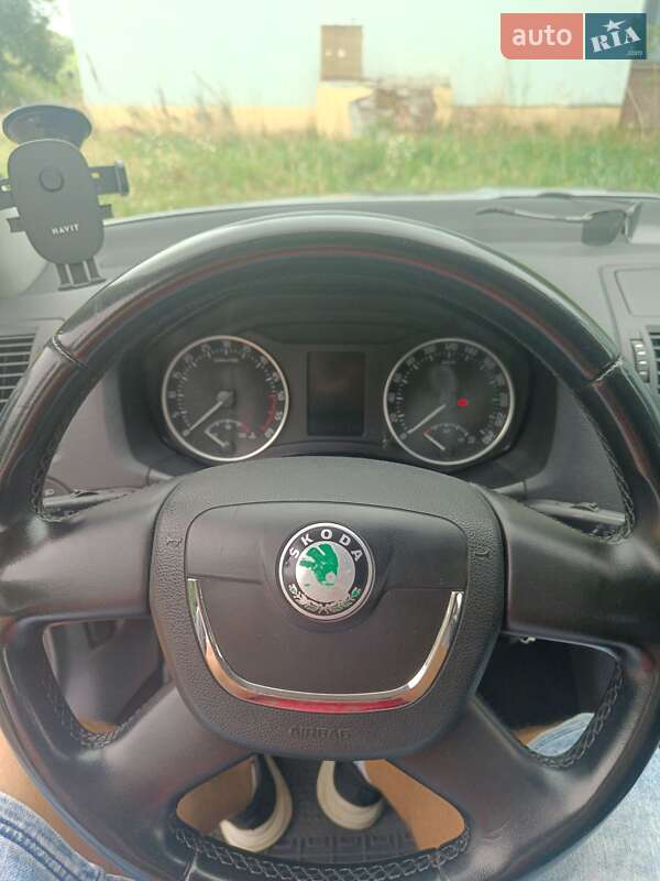 Універсал Skoda Octavia 2013 в Чернігові