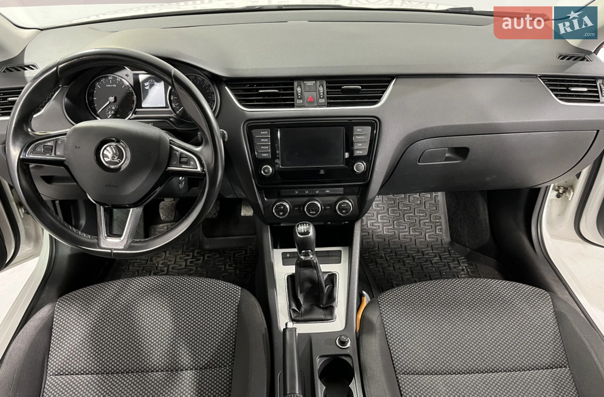 2016 Skoda Octavia - мініатюра 12
