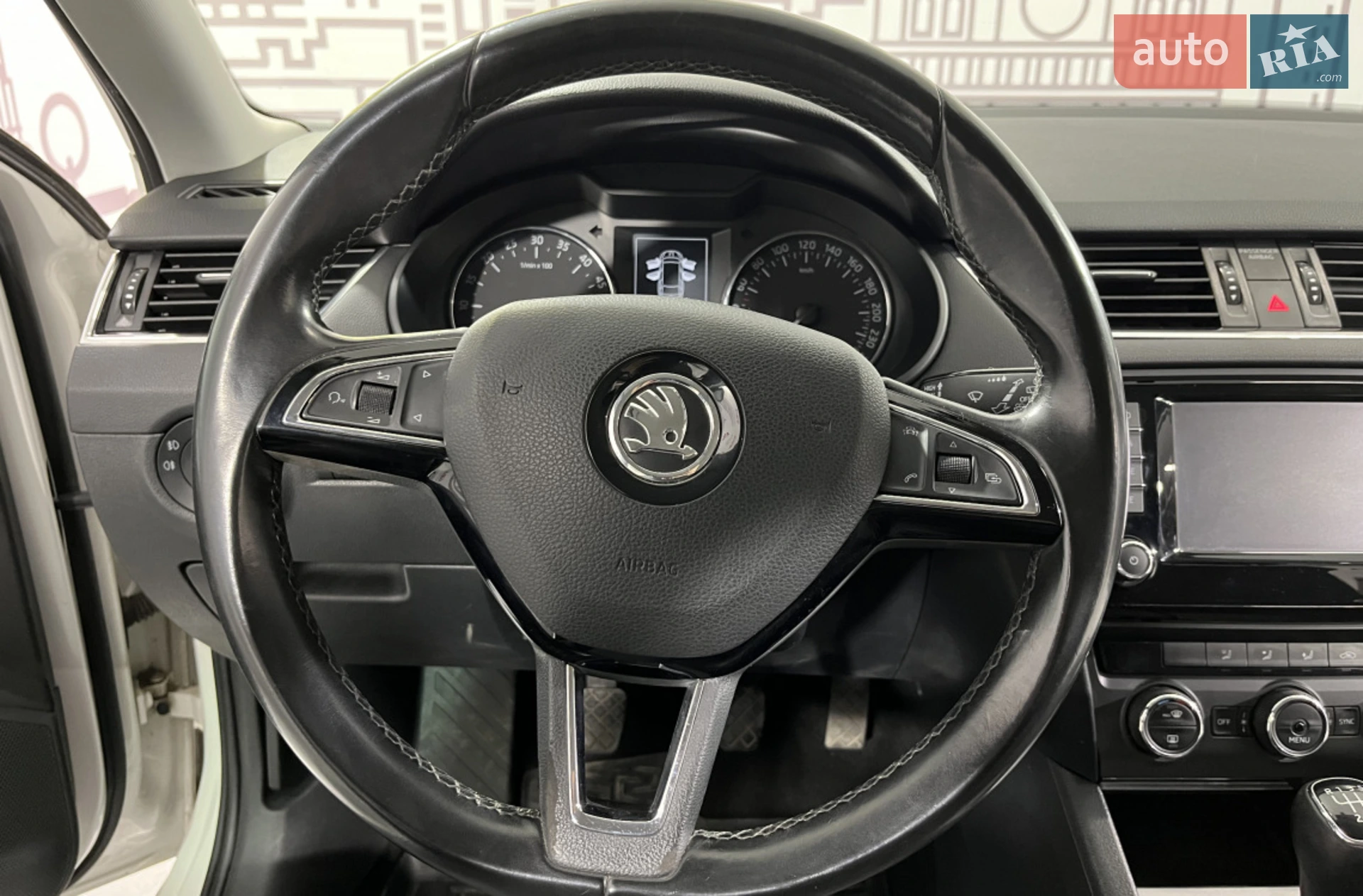 2016 Skoda Octavia - мініатюра 16