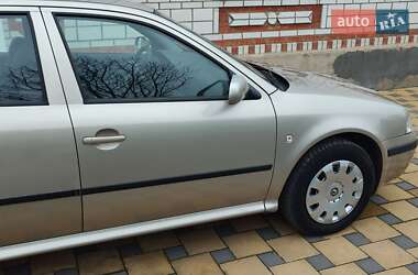 Ліфтбек Skoda Octavia 2005 в 
