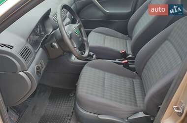 Ліфтбек Skoda Octavia 2005 в 