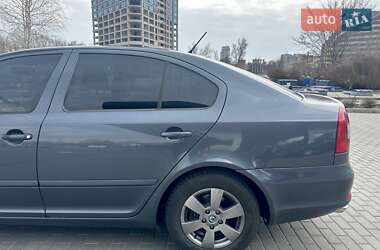 Лифтбек Skoda Octavia 2012 в 