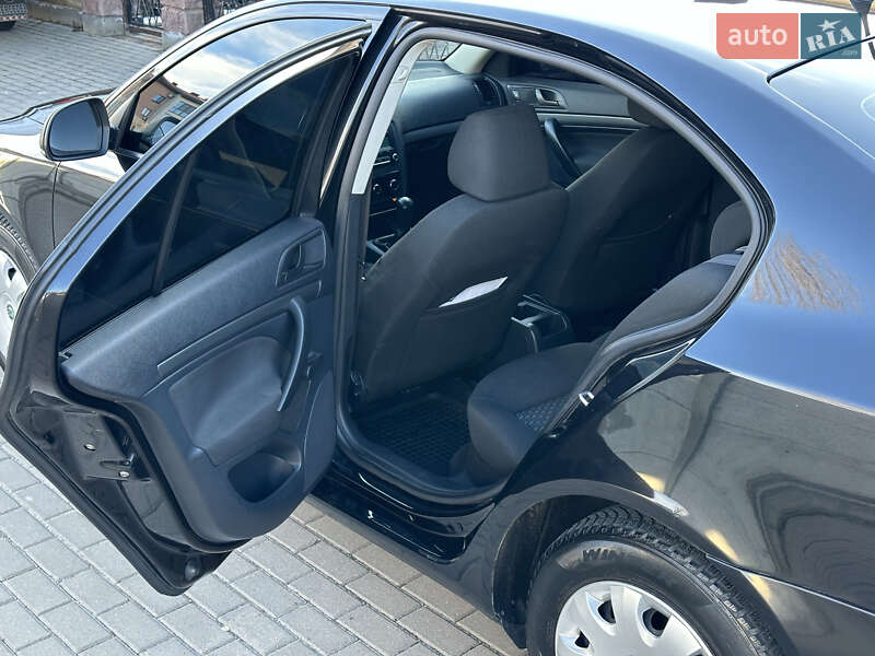 Лифтбек Skoda Octavia 2010 в Ровно